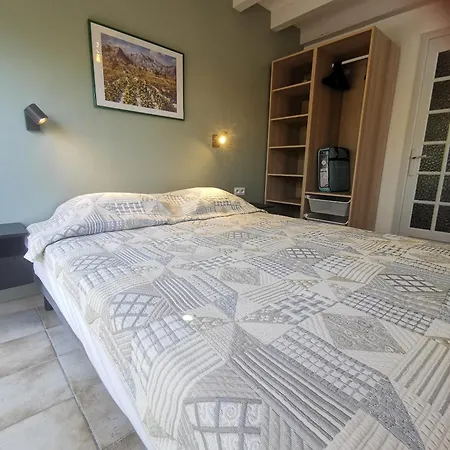 Liba Villa